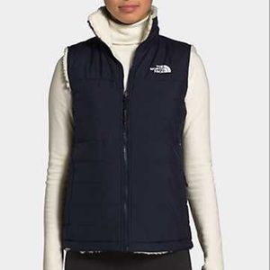 North Face vest (M)